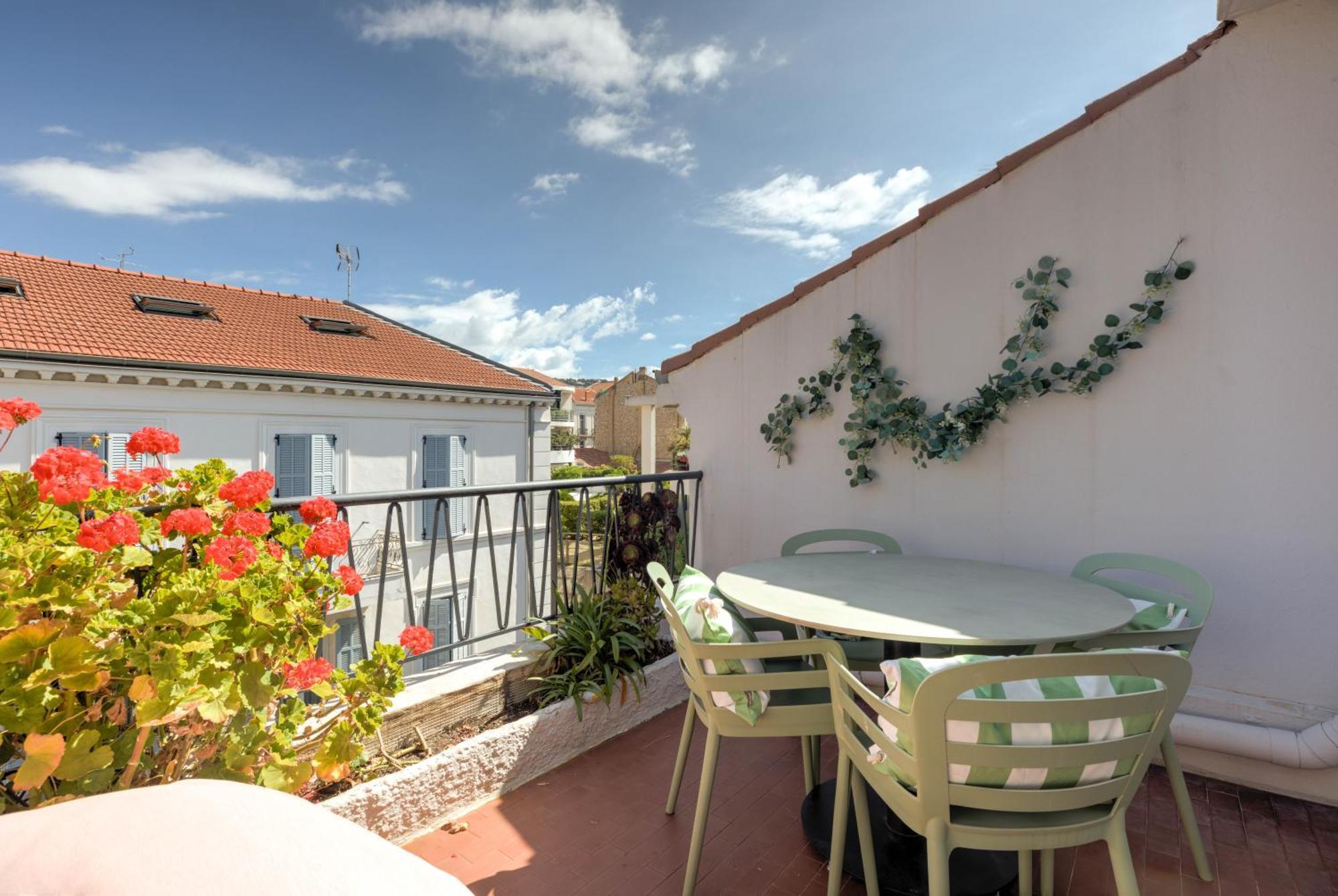 Alma Florian Apartment 4 People With Terrace Cannes Exteriör bild